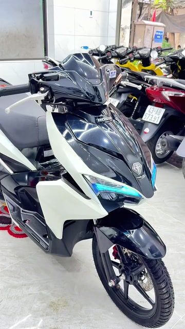 Honda Air Blade 2018 máy 63 brt. Mua bán Xe máy tại Quận Thanh Khê Đà Nẵng được đăng bởi Thành Đại   hình 1