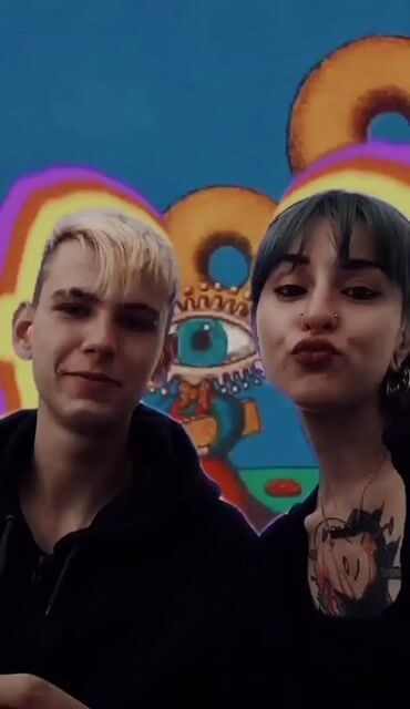 Model - Fetiche18 pircing