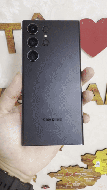 Samsung S23 Ultra-Ram 12/256GB-Zin-Sọc mờ. Mua bán Điện thoại tại Quận Long Biên Hà Nội được đăng bởi ADAYROI ĐIỆN THOẠI RUBY  hình 1