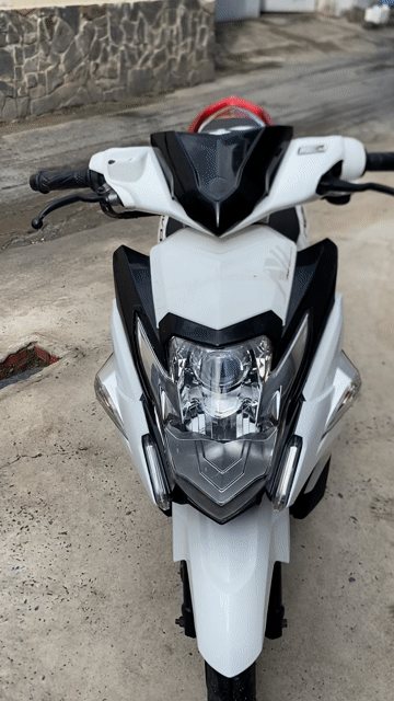 Yamaha Novo 6 FI 2015 Trắng, Đỏ, Đen. Mua bán Xe máy tại Quận Tân Phú Tp Hồ Chí Minh được đăng bởi Thanh trần hình 1