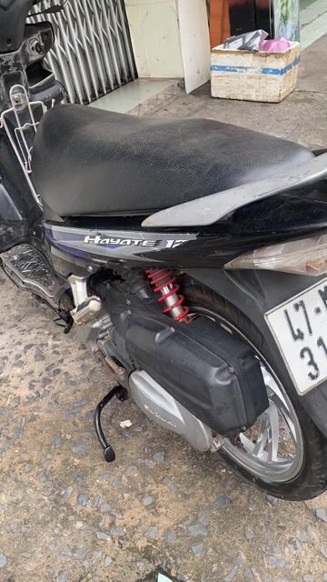 Suzuki Hayate 125 cà vẹt đầy đủ,trao đổi xe tphcm. Mua bán Xe máy tại Quận Tân Bình Tp Hồ Chí Minh được đăng bởi Tý tay ga hình 1