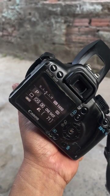 Máy ảnh Canon EOS 1000D Đã sử dụng. Mua bán Máy ảnh, Máy quay tại Huyện Bình Chánh Tp Hồ Chí Minh được đăng bởi ĐỒ CỦ SÀI GÒN hình 1