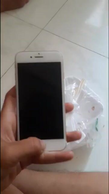Apple iPhone 7 32GB Vàng không sài sim. Mua bán Điện thoại tại Quận 12 Tp Hồ Chí Minh được đăng bởi Trí  hình 1