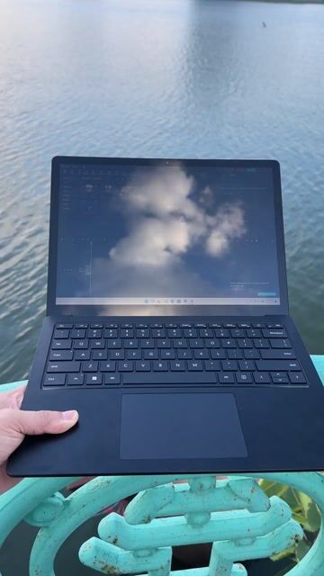 Microsoft Surface Laptop 5 i7-1255U 13.5 inch 16GB. Mua bán Laptop tại Quận Tây Hồ Hà Nội được đăng bởi Teck JP hình 1