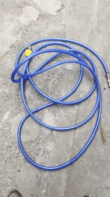 Vòi xịt nước Xanh dương 3m. Mua bán Thiết bị vệ sinh, nhà tắm tại Thành phố Thủ Đức Tp Hồ Chí Minh được đăng bởi Nhh hình 1