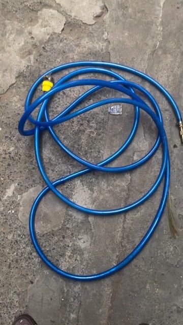 Vòi xịt nước Xanh dương 3m. Mua bán Thiết bị vệ sinh, nhà tắm tại Thành phố Thủ Đức Tp Hồ Chí Minh được đăng bởi Nhh hình 1