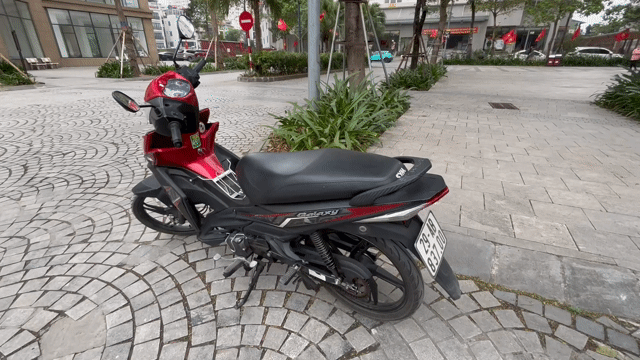 SYM Galaxy 50cc Đỏ đen 20000 km. Mua bán Xe máy tại Quận Hoàng Mai Hà Nội được đăng bởi Hường hình 1