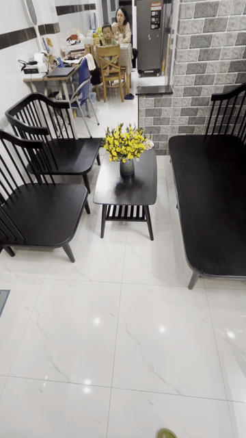 Bộ bàn ghế sofa Gỗ đen lót nệm xanh dương. Mua bán Bàn ghế tại Huyện Hóc Môn Tp Hồ Chí Minh được đăng bởi Nguyễn Quốc Bửu hình 1