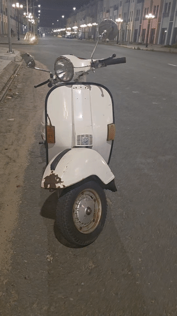  Vespa PX 1982 Trắng Cổ điển. Mua bán Xe máy tại Quận Ninh Kiều Cần Thơ được đăng bởi Châu Thành Đạt hình 1
