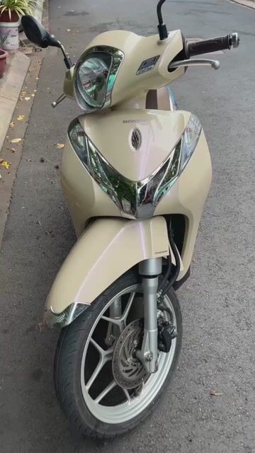 Sh model chính chủ 2016. Mua bán Xe máy tại Quận Bình Tân Tp Hồ Chí Minh được đăng bởi win hình 1