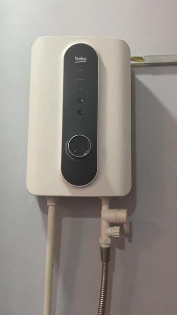 Máy nước nóng Beko 4500w. Mua bán Thiết bị vệ sinh, nhà tắm tại Quận Gò Vấp Tp Hồ Chí Minh được đăng bởi Trần Thị Phương Uyên hình 1