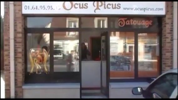 Dans la peau d'un tatoueur