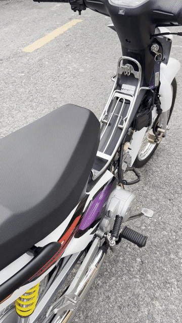 Honda Wave ZX Trắng. Mua bán Xe máy tại Huyện Hóc Môn Tp Hồ Chí Minh được đăng bởi Trung nguyễn  hình 1