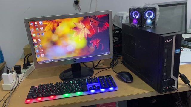 máy bộ vp em cần bán. Mua bán Máy tính để bàn tại Huyện Nhơn Trạch Đồng Nai được đăng bởi Nha Ngheo Con hình 1