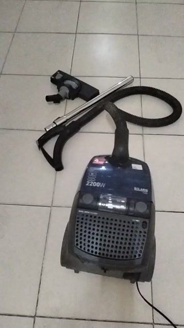 Máy hút bụi hãng Zelmer 5500 công suất 2200W. Mua bán Thiết bị vệ sinh, nhà tắm tại Quận Hà Đông Hà Nội được đăng bởi Phạm Hoàng hình 1