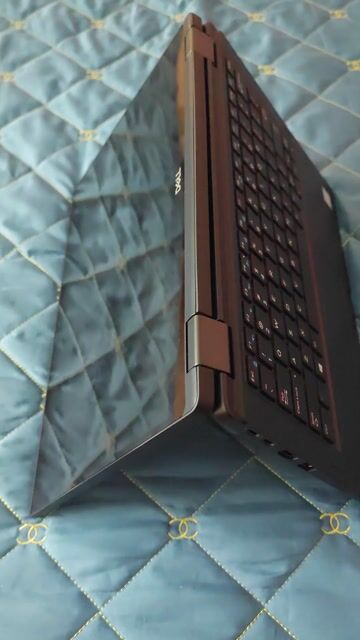 Dell 7390 xoay gập 360/ i5-8350U/ 16Gb/ 256gb. Mua bán Laptop tại Quận 8 Tp Hồ Chí Minh được đăng bởi Mr Ben hình 1
