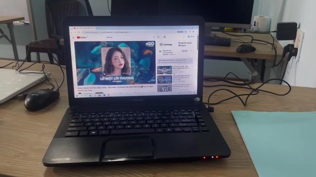 Laptop Toshiba 4GB/128GB Đen. Mua bán Laptop tại Quận 11 Tp Hồ Chí Minh được đăng bởi Phan hình 1