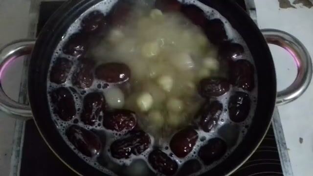Chè Mát Mẻ - Hạt Sen - Long Nhãn - Táo Đỏ Bit500gr. Mua bán Đồ ăn, thực phẩm và các loại khác tại Quận Bình Tân Tp Hồ Chí Minh được đăng bởi Heathy Beauty Shop hình 1