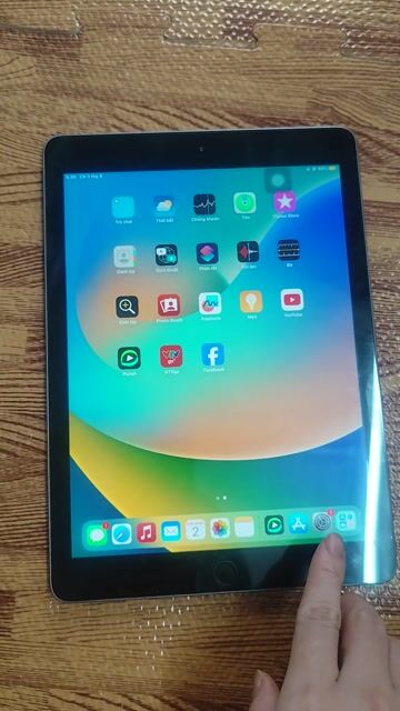 Apple iPad Gen 5 32GB Mỹ Còn mới. Mua bán Máy tính bảng tại Quận Hoàng Mai Hà Nội được đăng bởi Nguyễn Hồng  hình 1