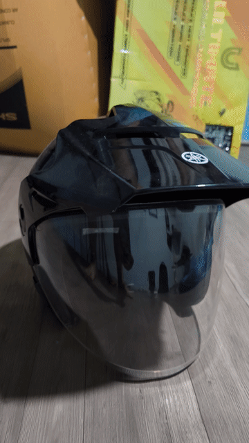 Mũ bảo hiểm 3/4 Yamaha WR155R. Mua bán Phụ tùng xe tại Quận Gò Vấp Tp Hồ Chí Minh được đăng bởi Hoàng Huy hình 1