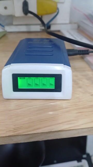 Sạc pin Energizer CHVC4-EU Đen. Mua bán Phụ kiện (Màn hình, Chuột...) tại Quận Tân Bình Tp Hồ Chí Minh được đăng bởi Đồ cũ giá rẻ hình 1