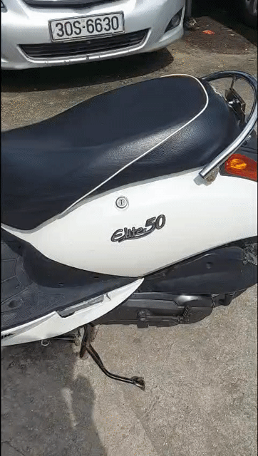 Bán xe Elite 50cc  mầu trắng chính chủ . Mua bán Xe máy tại Quận Hoàng Mai Hà Nội được đăng bởi Mr tín  hình 1
