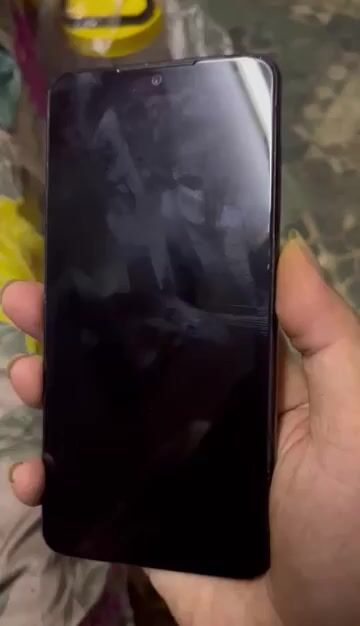 Nokia 7.2 Nứt mặt lưng sau. Mua bán Điện thoại tại Quận Tân Bình Tp Hồ Chí Minh được đăng bởi Nguyễn kim minh hiếu hình 1