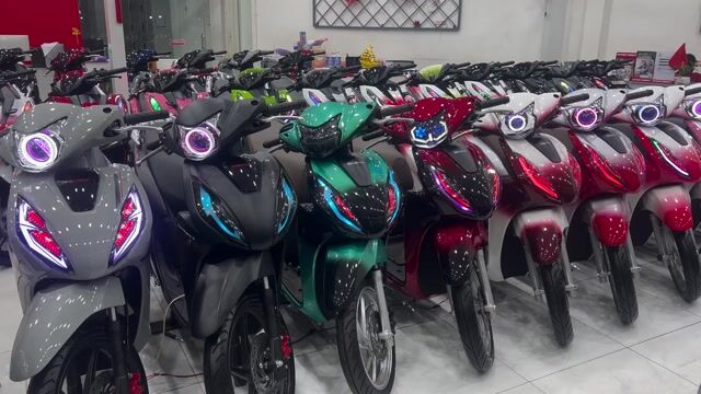 Xã kho bán gấp Vision 50CC-110CC đủ màu. Mua bán Xe máy tại Quận 12 Tp Hồ Chí Minh được đăng bởi Thanh Hằng hình 1