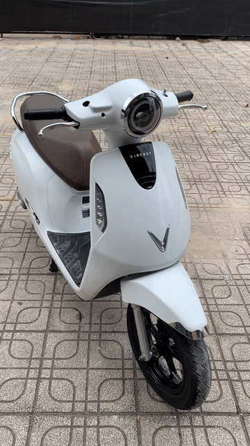 VinFast Evo 200 2023 Trắng BSTP Pin Mua Xe Đẹp. Mua bán Xe máy tại Quận Gò Vấp Tp Hồ Chí Minh được đăng bởi Khương Phan hình 1