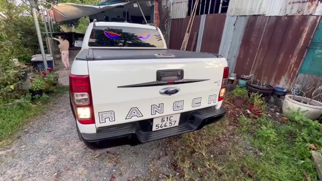 Ford Wildtrak Trắng. Mua bán Ô tô tại Thành phố Thuận An Bình Dương được đăng bởi Nguyễn Nhựt Trí hình 1