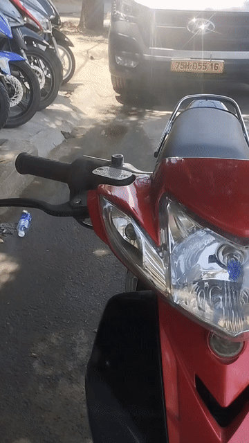 Victoria Sirius 50cc Đỏ. Mua bán Xe máy tại Quận Liên Chiểu Đà Nẵng được đăng bởi Luong Tin hình 1