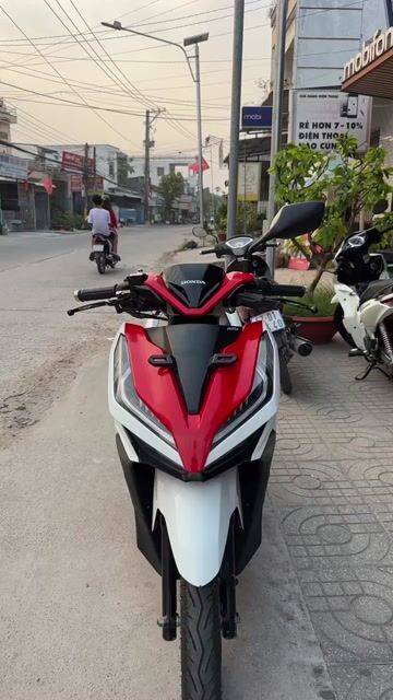 Honda Vario 150 2021 Trắng đỏ ( hỗ trợ góp ). Mua bán Xe máy tại Huyện Chợ Mới An Giang được đăng bởi Cửa hàng xe Thiên Phước 2 hình 1
