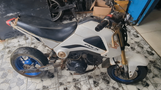 Honda MSX 125 Trắng. Mua bán Phụ tùng xe tại Quận 7 Tp Hồ Chí Minh được đăng bởi Cao Sum hình 1