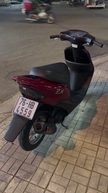 honda tay ga dio zx nội địa nhật giấy tờ đầy đủ. Mua bán Xe máy tại Thành phố Quảng Ngãi Quảng Ngãi được đăng bởi Hien hình 1