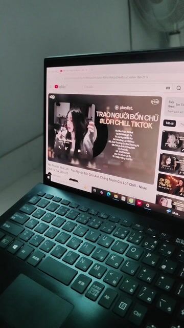 Sony Vaio i5 8th Gen 13 inch 8GB/128GB. Mua bán Laptop tại Quận Tây Hồ Hà Nội được đăng bởi Diệu Tô hình 1