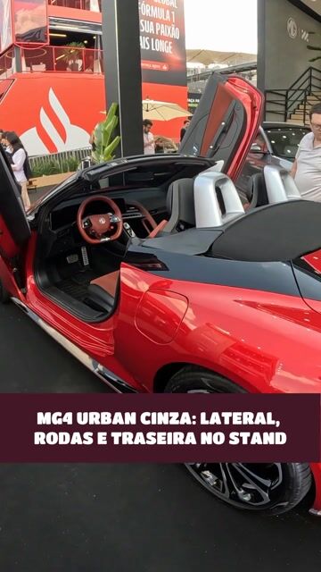 MG4 URBAN CINZA: LATERAL, RODAS E TRASEIRA NO STAND