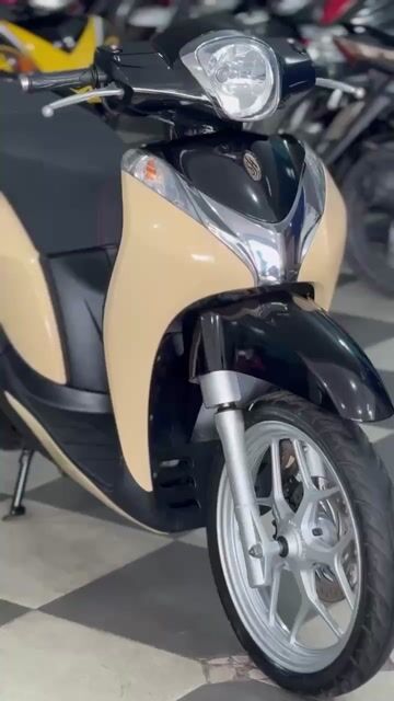 Honda SH Mode 125 2017 Vàng cát. Mua bán Xe máy tại Huyện Trảng Bom Đồng Nai được đăng bởi phương hình 1