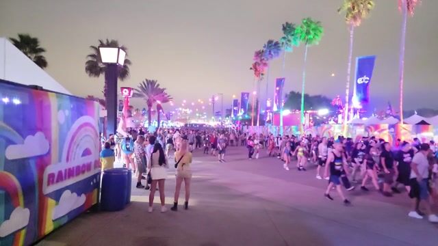 Festival corridor crowds, all clothed