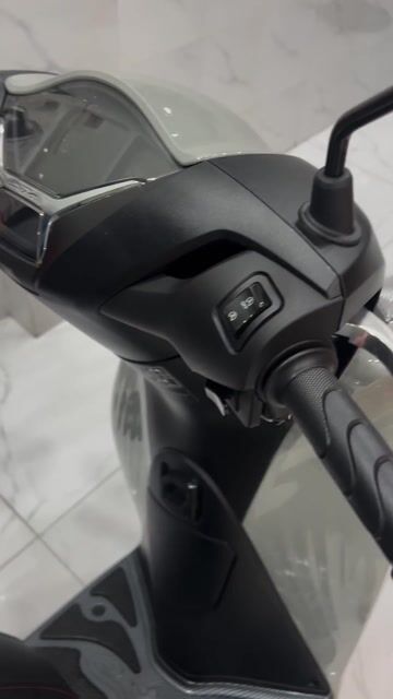 Honda SH160i ABS Xám Xi Măng 2024 - Còn BH Hãng. Mua bán Xe máy tại Huyện Hóc Môn Tp Hồ Chí Minh được đăng bởi Chí Thành hình 1