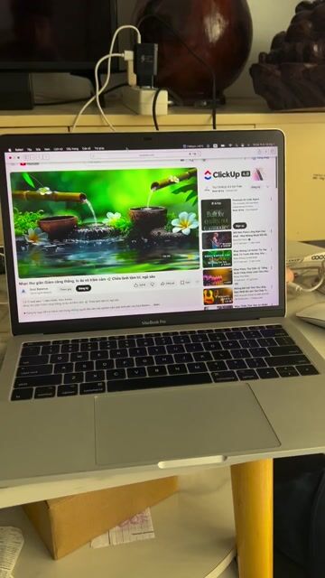 Apple MacBook Pro 2017 i5 8GB/256GB. Mua bán Laptop tại Quận Tân Phú Tp Hồ Chí Minh được đăng bởi PHAM DUY hình 1