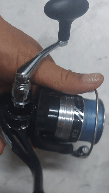 Máy câu cá Daiwa Sweepfire BL2500. Mua bán Đồ thể thao, Dã ngoại tại Quận 10 Tp Hồ Chí Minh được đăng bởi Lee Bush hình 1