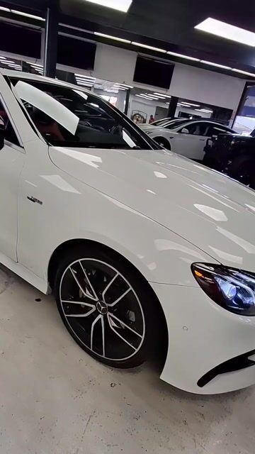 2019 Mercedes-Benz E-Class video thumbnail