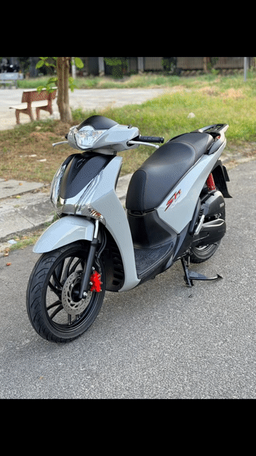 Honda SH 125 2014 Xám xi măng. Mua bán Xe máy tại Quận Liên Chiểu Đà Nẵng được đăng bởi Thanh Thao Luong hình 1