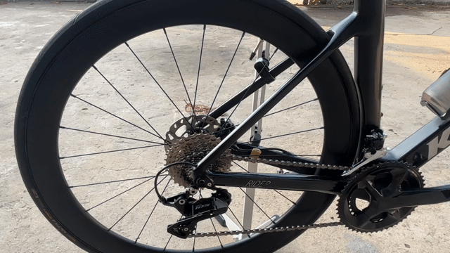 Xe đạp đua Kootu Rider Carbon Đen. Mua bán Xe đạp tại Thị xã Duyên Hải Trà Vinh được đăng bởi Thanh Duoc hình 1