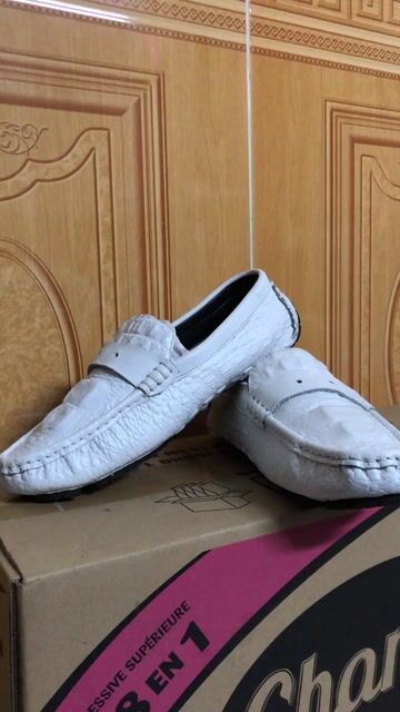 Giày lười nam da trắng size 41-41.5. Mua bán Giày dép tại Huyện An Dương Hải Phòng được đăng bởi Tu Tang Quang hình 1
