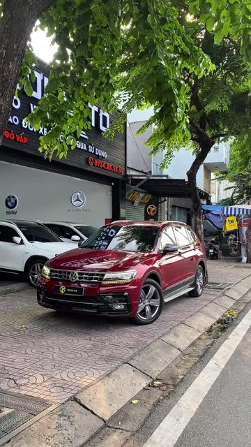 Volkswagen Tiguan Allspace 2018 Đỏ 62.000 km. Mua bán Ô tô tại Quận Gò Vấp Tp Hồ Chí Minh được đăng bởi Minh Tuấn hình 1