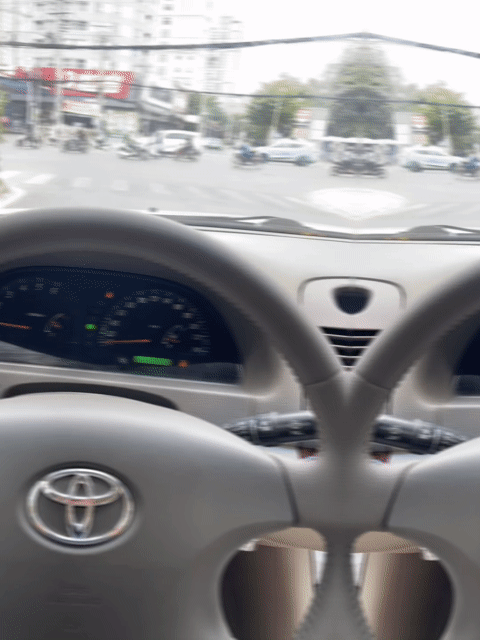 Toyota Camry 2004 3.0 V 172000 km. Mua bán Ô tô tại Quận 7 Tp Hồ Chí Minh được đăng bởi Lethai hình 1
