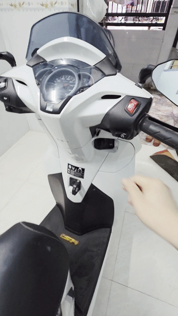 Honda SH300i 2017 Trắng 6000km Ý. Mua bán Xe máy tại Huyện Bình Chánh Tp Hồ Chí Minh được đăng bởi Sỹ Hùng Phạm hình 1