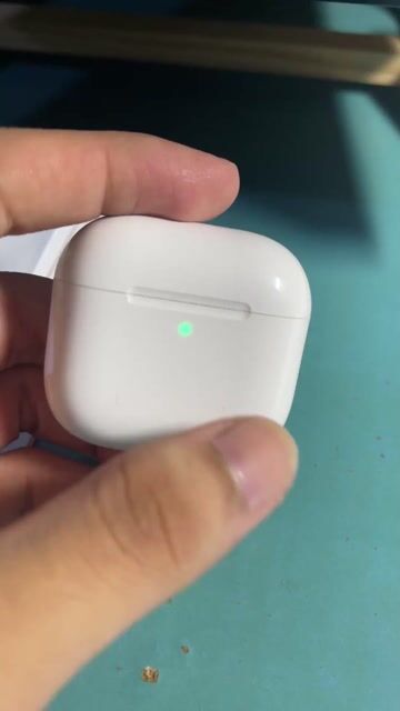 Tai nghe Apple AirPods 4 ANC Trắng. Mua bán Tivi, Âm thanh tại Huyện Cẩm Mỹ Đồng Nai được đăng bởi Quân Minh hình 1