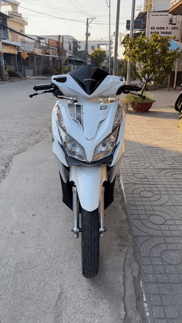 Honda Click Thái 2015 Trắng ( hỗ trợ góp ). Mua bán Xe máy tại Huyện Chợ Mới An Giang được đăng bởi Cửa hàng xe Thiên Phước 2 hình 1
